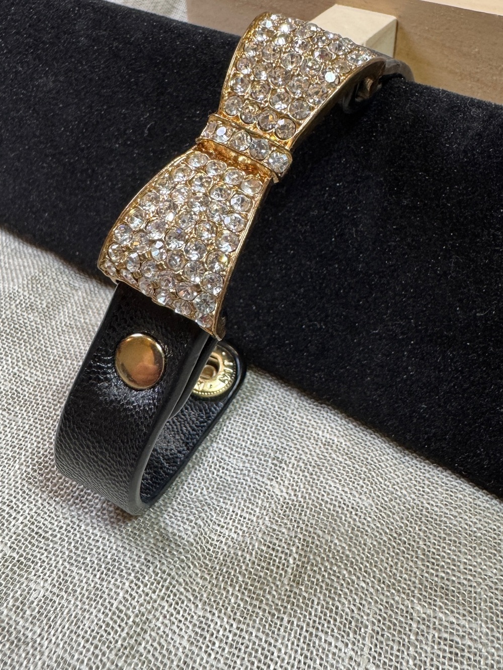 Ali Khan Gold Crystal Bow Leather Bracelet